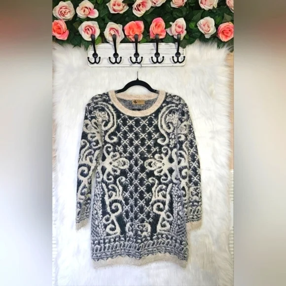 Katsumi Ultra Soft Knit Mini Sweater Dress/Tunic - Picture 1 of 7